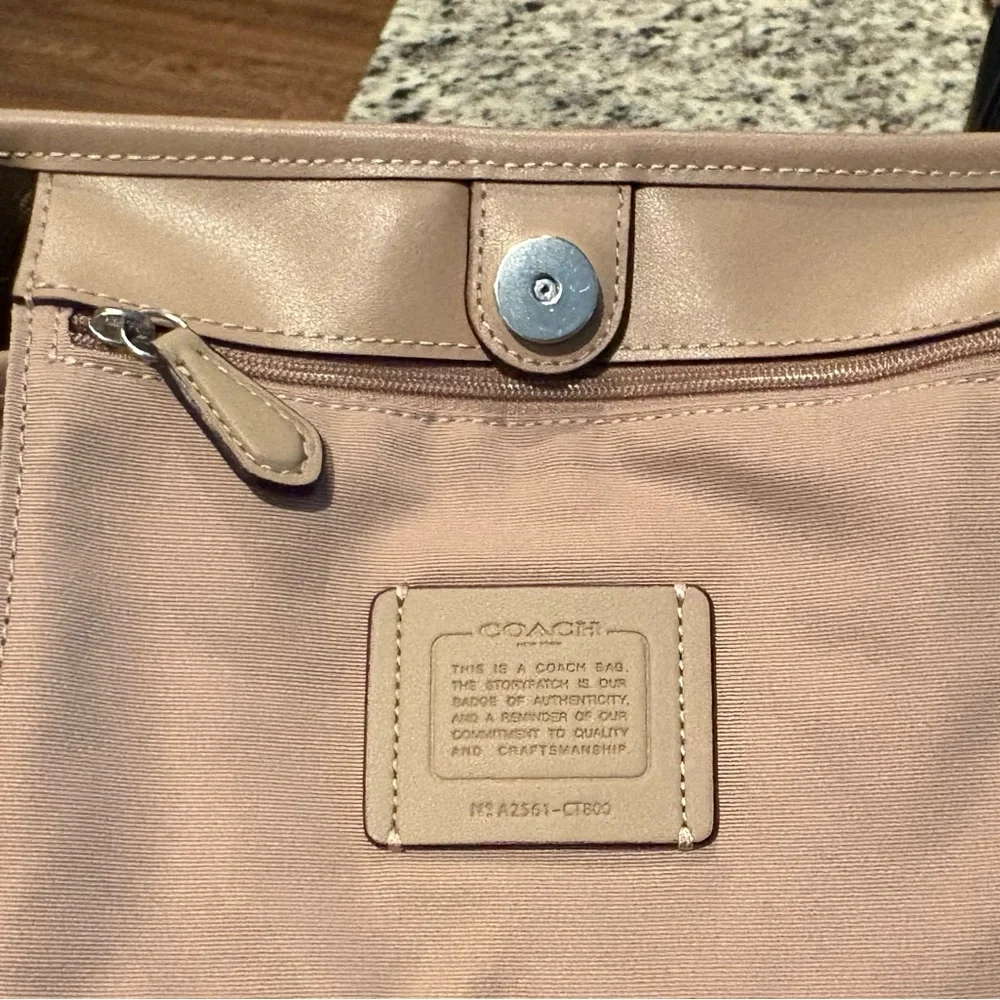 Coach City Bag (w/ mini bag) - Picture 4 of 5
